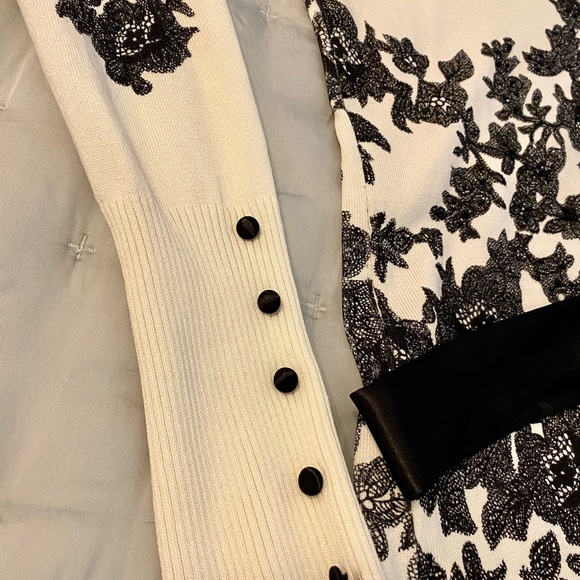 WORTHINGTON 2 piece sweater and skirt - Picture 2 of 6